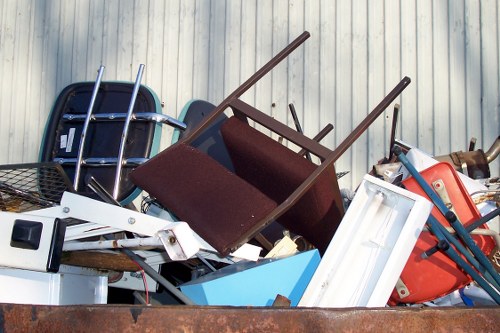 Selecting the right garden clearance service in Acton